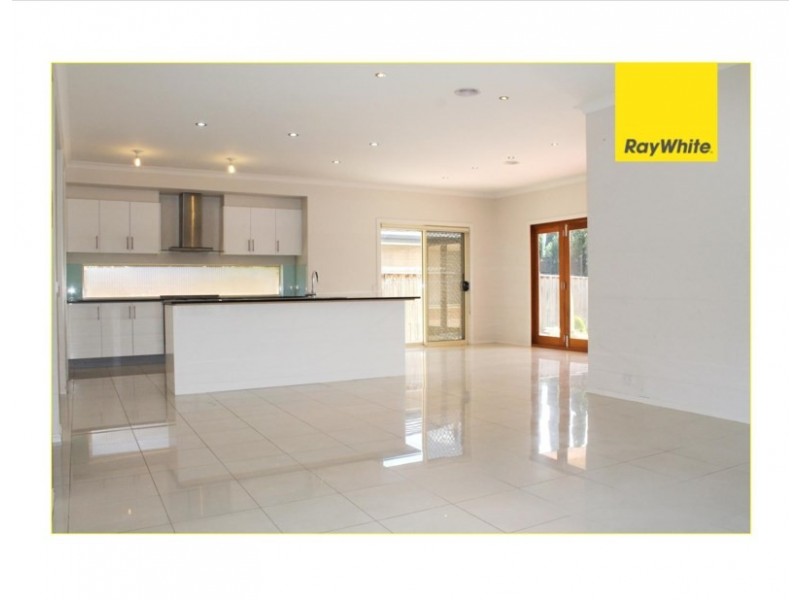 11 Middle Park Drive, Point Cook VIC 3030