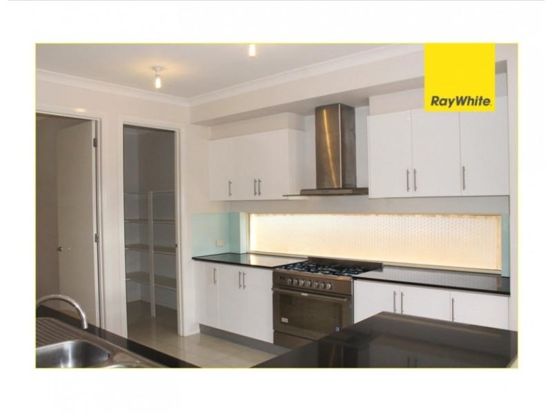 11 Middle Park Drive, Point Cook VIC 3030