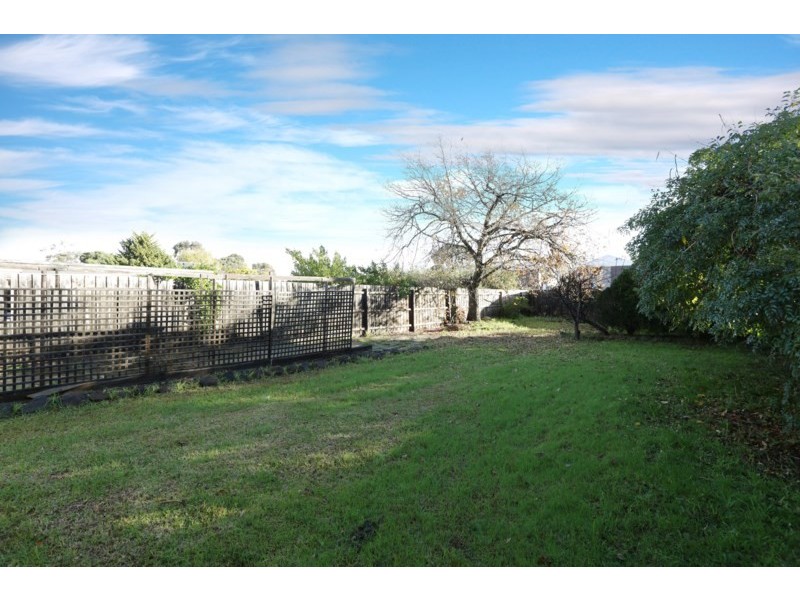 8 Briggs Street, Laverton VIC 3028