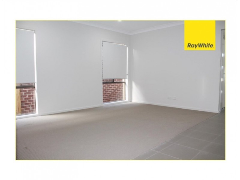 72 Solitude Crescent, Point Cook VIC 3030