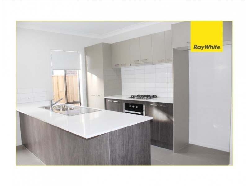 72 Solitude Crescent, Point Cook VIC 3030