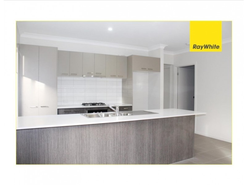 72 Solitude Crescent, Point Cook VIC 3030