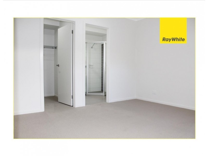 72 Solitude Crescent, Point Cook VIC 3030