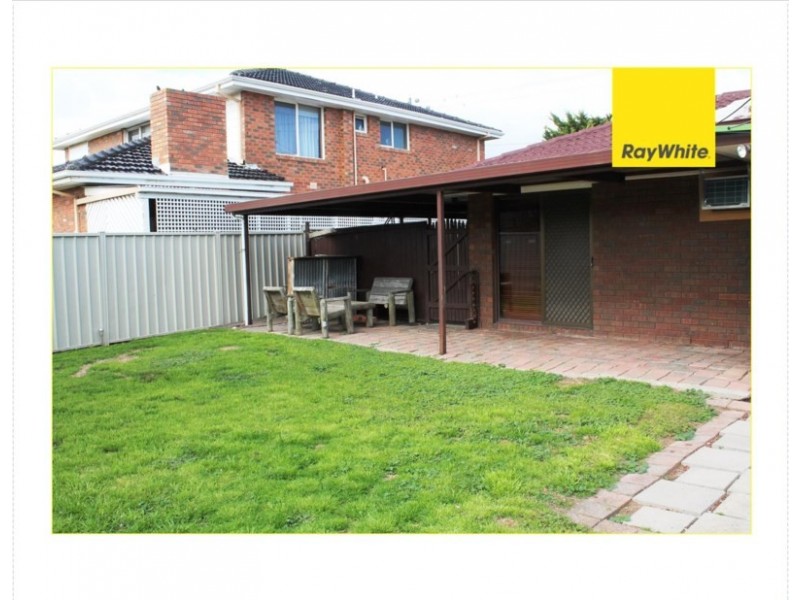 34 Edwards Drive, Altona Meadows VIC 3028