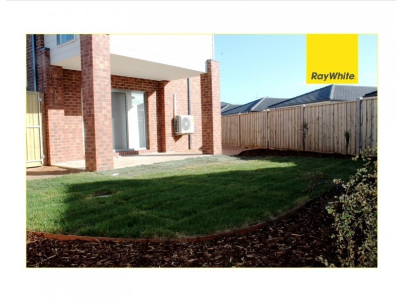 21 Dingo Street, Point Cook VIC 3030