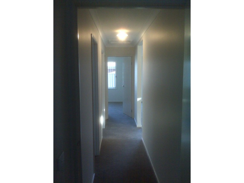 32 ROCKY GATE Drive, Truganina VIC 3029