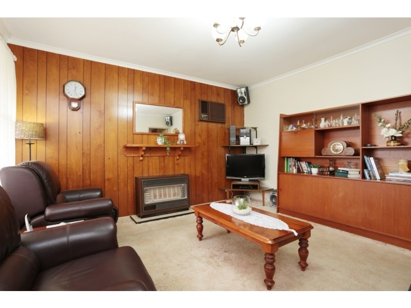 35 Henderson Street, Laverton VIC 3028