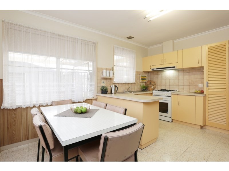 35 Henderson Street, Laverton VIC 3028