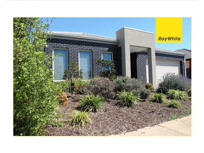 7 Frogmouth Court, Williams Landing VIC 3027