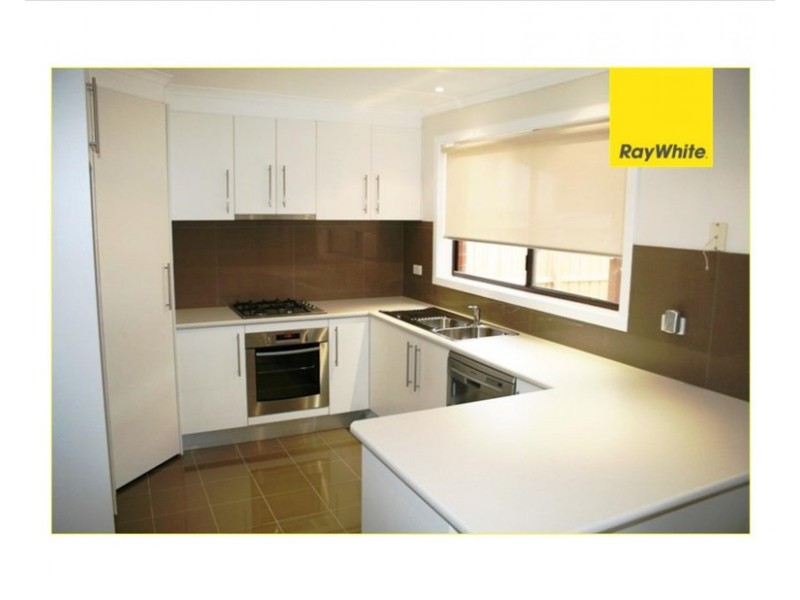 2/9 Strezlecki Grove, Altona Meadows VIC 3028