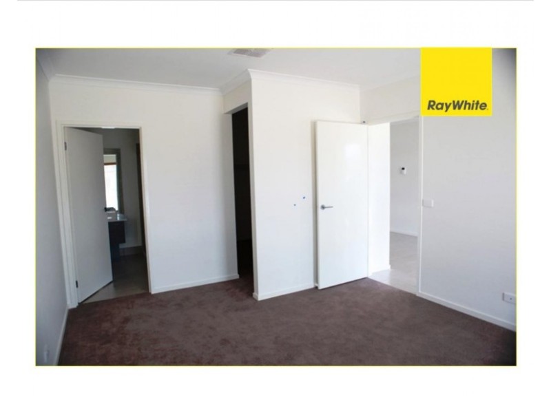 50 Cloverdale Road, Tarneit VIC 3029