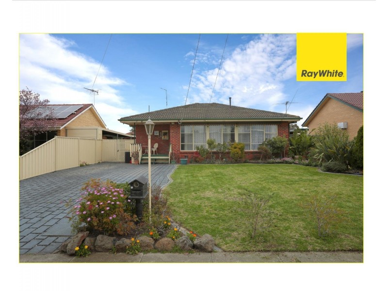 16 Bladin Street, Laverton VIC 3028