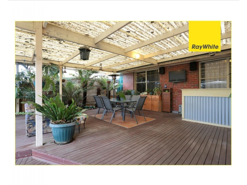 16 Bladin Street, Laverton VIC 3028