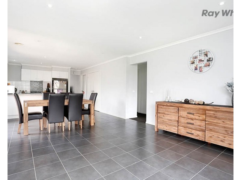 22 Emma Drive, Tarneit VIC 3029