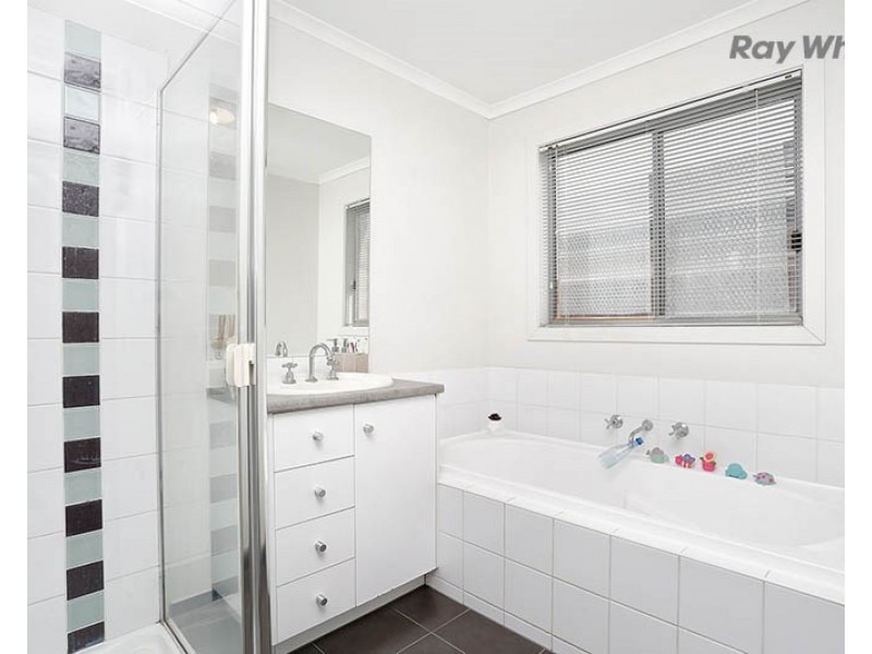 22 Emma Drive, Tarneit VIC 3029