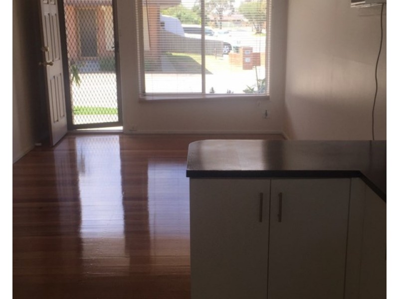 1/32-34 Clay Avenue, Hoppers Crossing VIC 3029