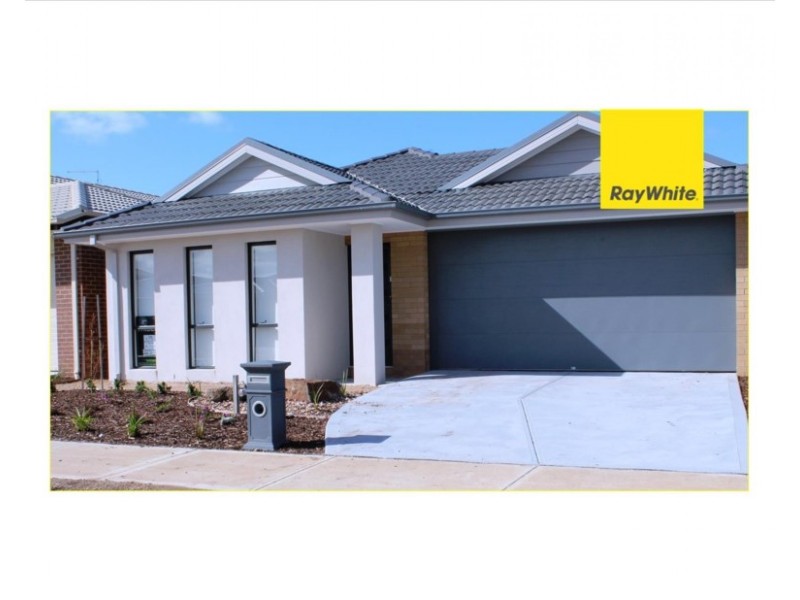 51 Grassbird Drive, Point Cook VIC 3030