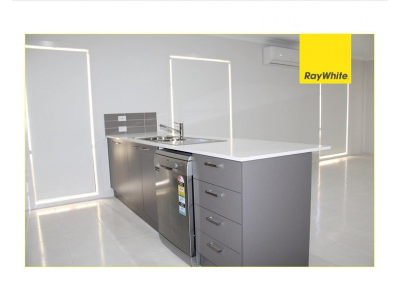 51 Grassbird Drive, Point Cook VIC 3030