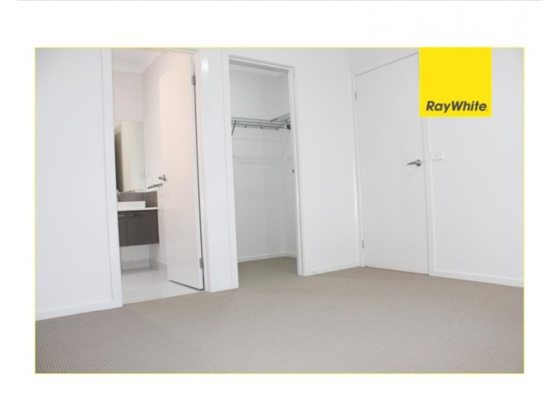 51 Grassbird Drive, Point Cook VIC 3030