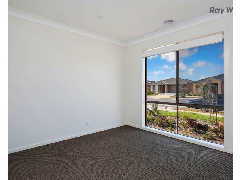 64 Grassbird Drive, Point Cook VIC 3030