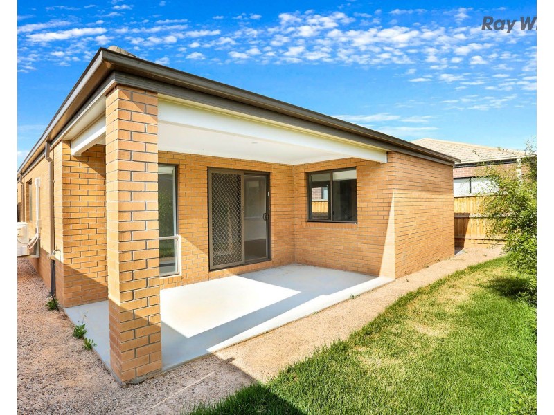 64 Grassbird Drive, Point Cook VIC 3030
