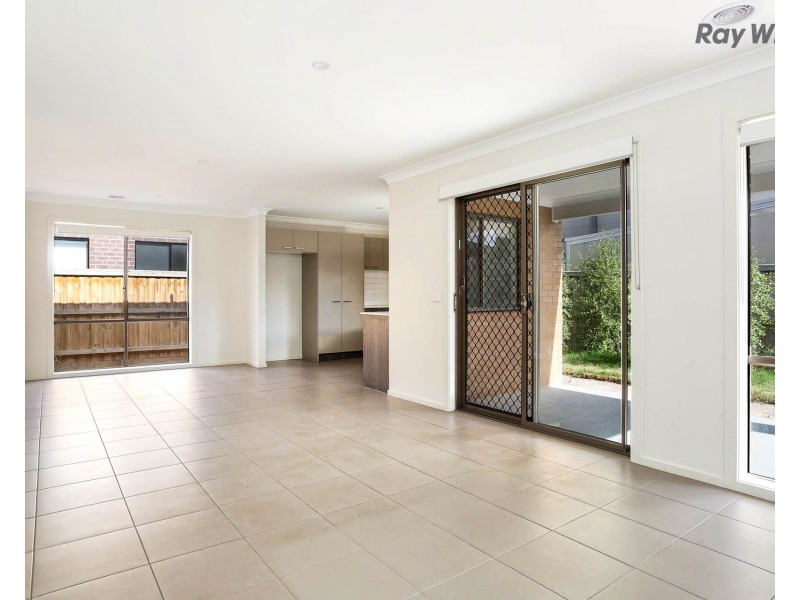 64 Grassbird Drive, Point Cook VIC 3030