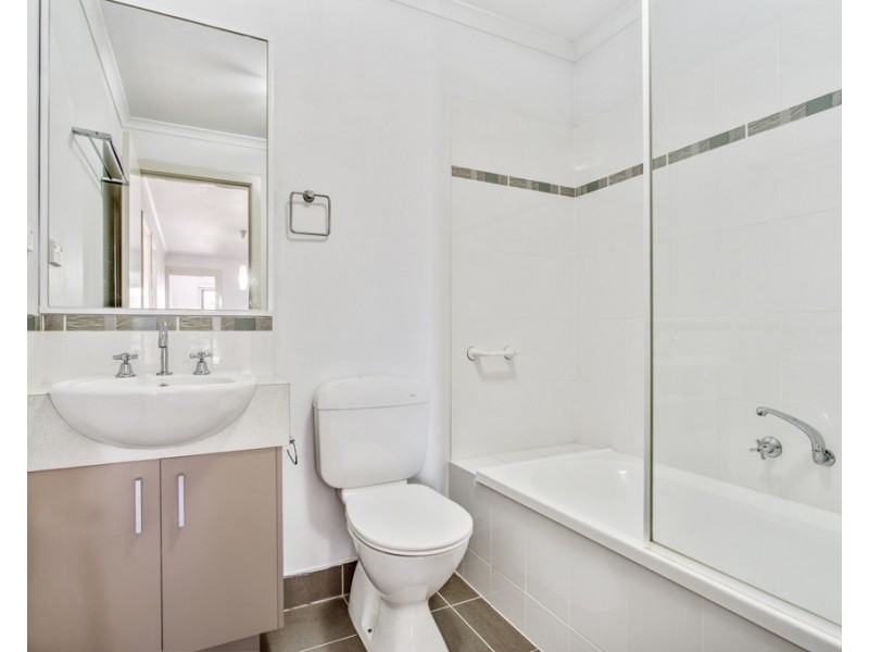 42/39 Astley Crescent, Point Cook VIC 3030