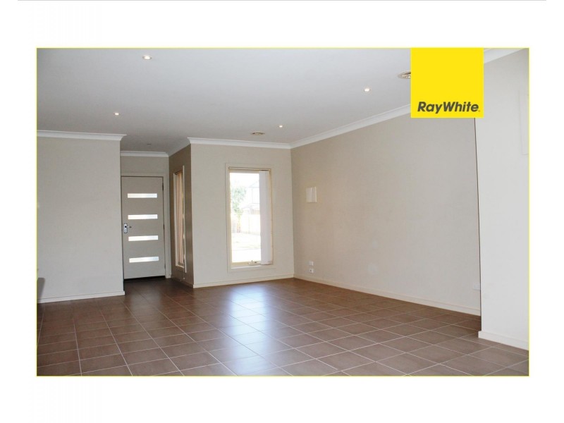 1/18 Wright Street, Laverton VIC 3028