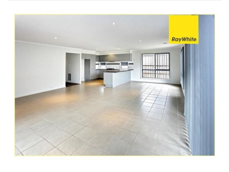 8 Felicity Drive, Tarneit VIC 3029