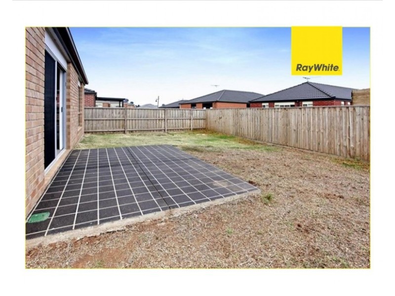 8 Felicity Drive, Tarneit VIC 3029