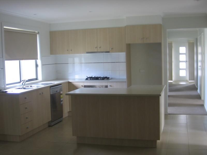 59 FOLEYS Road, Deer Park VIC 3023