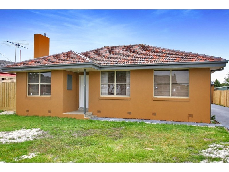 1/27 Heffernan Street, Laverton VIC 3028