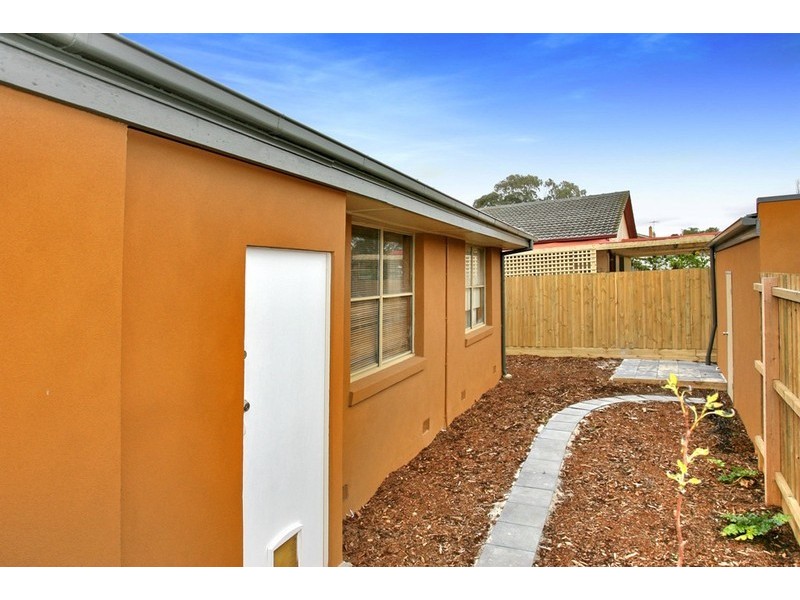 1/27 Heffernan Street, Laverton VIC 3028