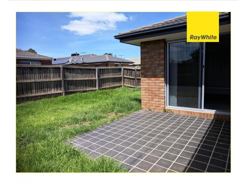 24 Giselle Grove, Tarneit VIC 3029