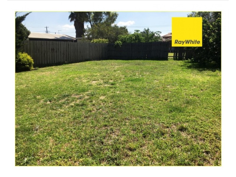 1 Quinn Court, Altona Meadows VIC 3028