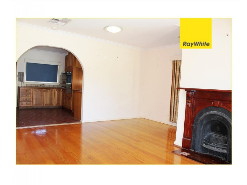 14 The Circle, Altona North VIC 3025