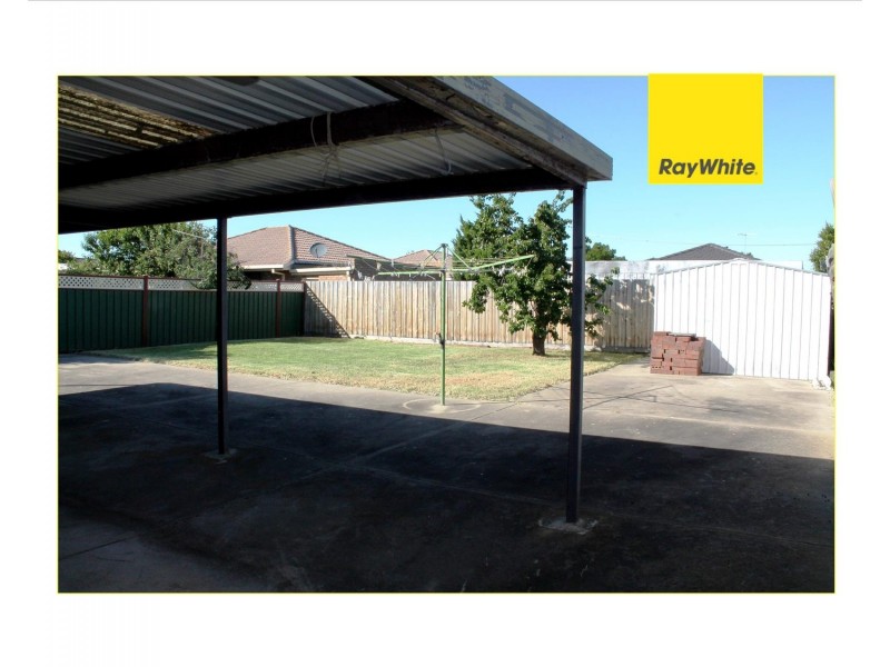 12 WARD Court, Altona Meadows VIC 3028