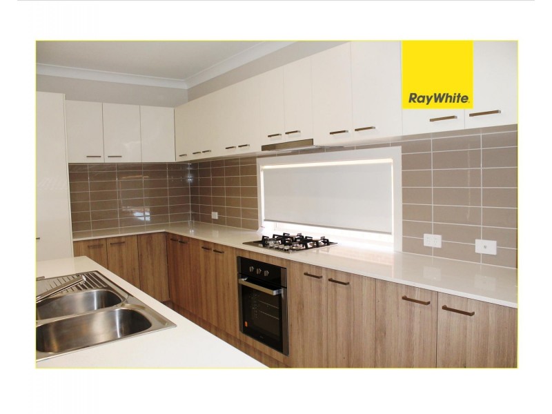 35 Dingo Street, Point Cook VIC 3030