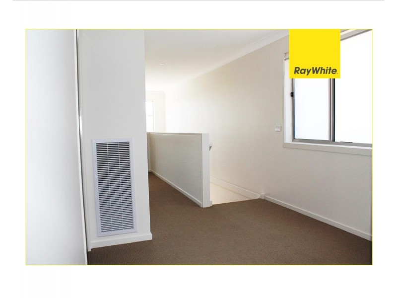 35 Dingo Street, Point Cook VIC 3030