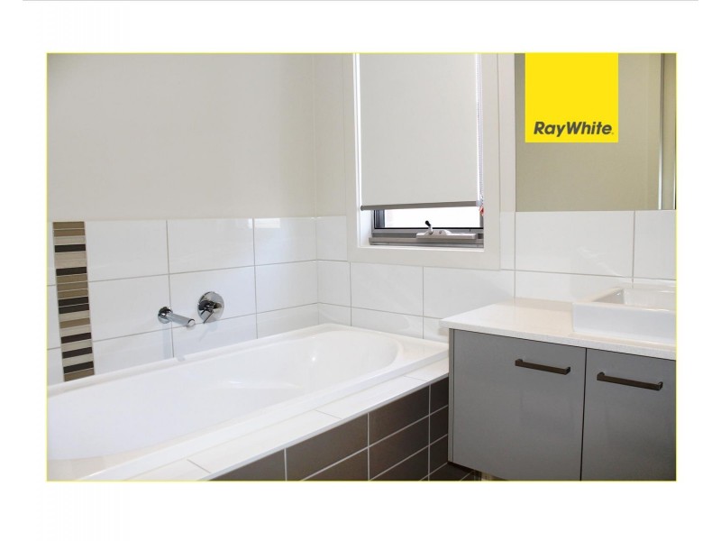 35 Dingo Street, Point Cook VIC 3030