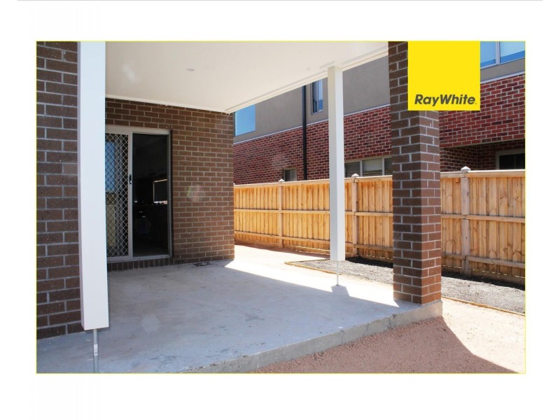 35 Dingo Street, Point Cook VIC 3030