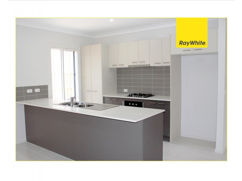 57 Saltmarsh Crescent, Point Cook VIC 3030