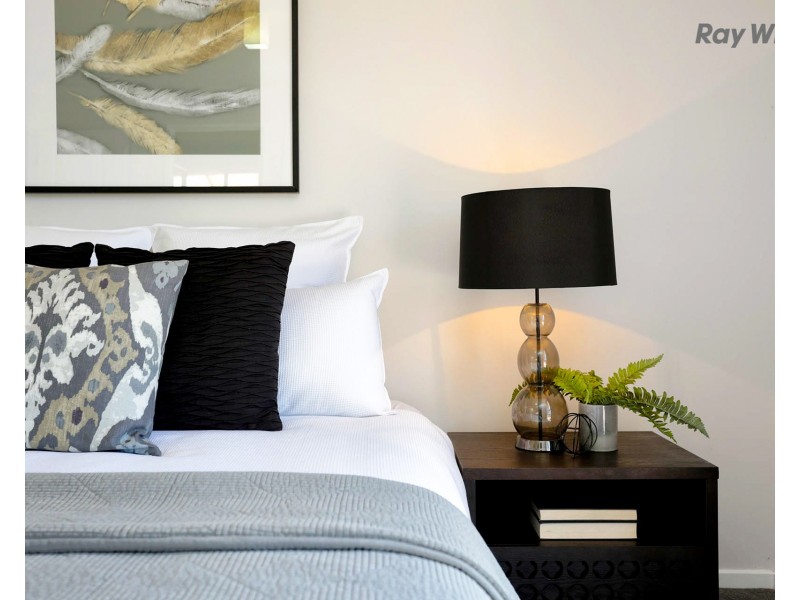 13 Doris Drive, Hoppers Crossing VIC 3029