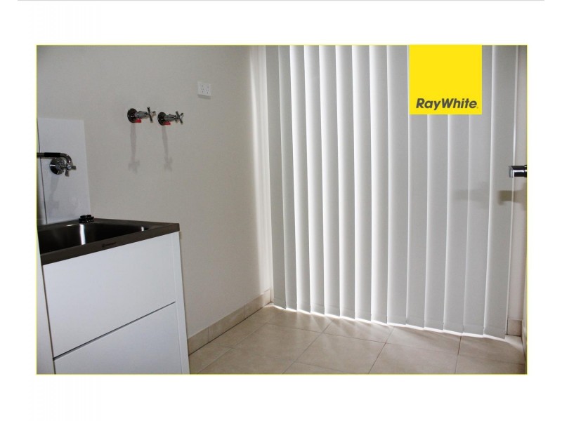 24 Fairwater Drive, Point Cook VIC 3030