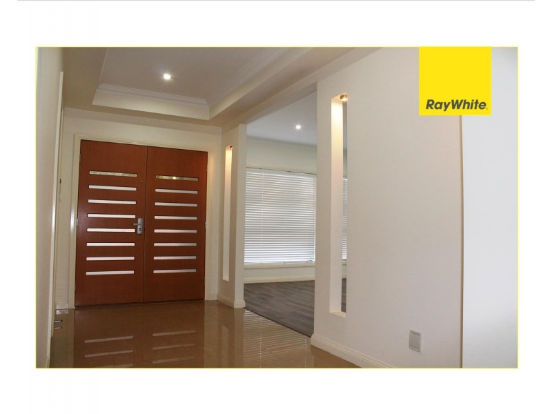 4 Woodswallow Place, Williams Landing VIC 3027