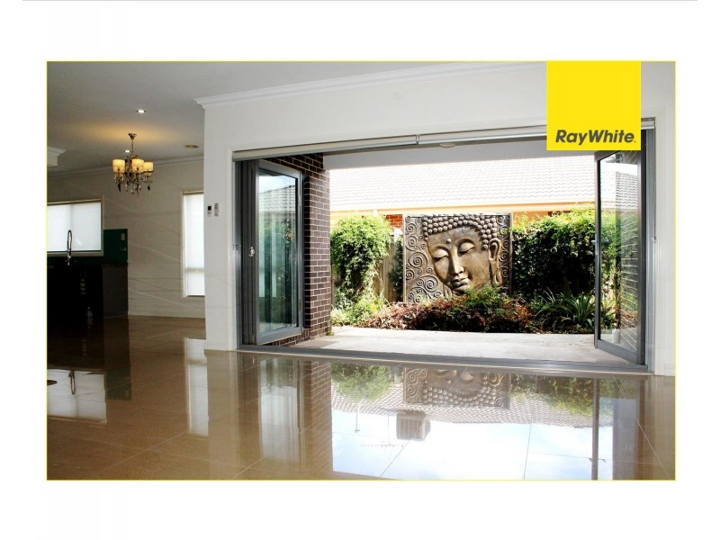 4 Woodswallow Place, Williams Landing VIC 3027