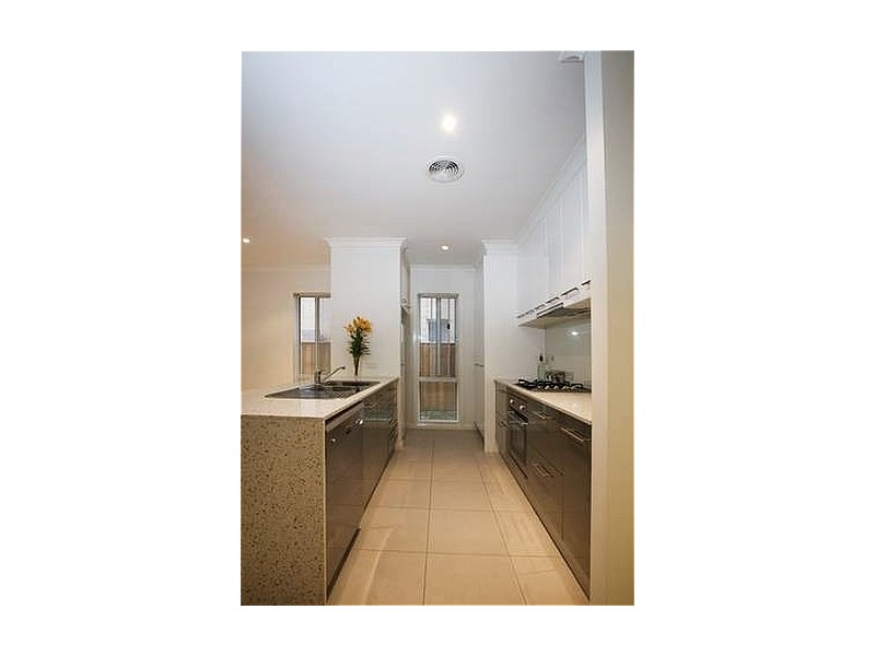 68 VAUCLUSE Boulevard, Werribee VIC 3030