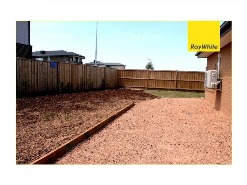 59 Saltmarsh Crescent, Point Cook VIC 3030