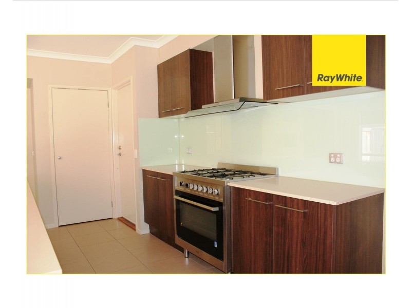 15 Penshurst Avenue, Williams Landing VIC 3027