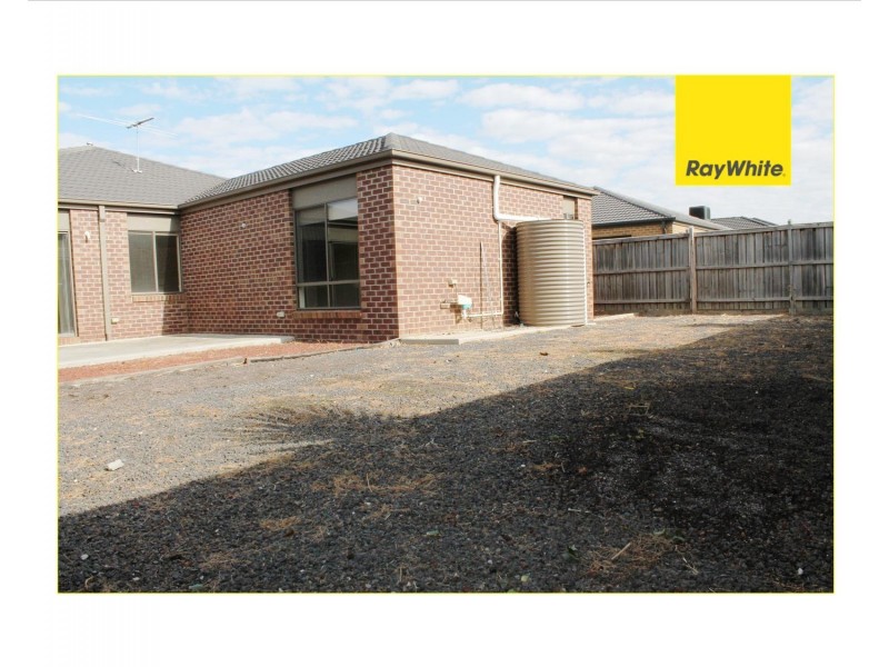 15 Penshurst Avenue, Williams Landing VIC 3027